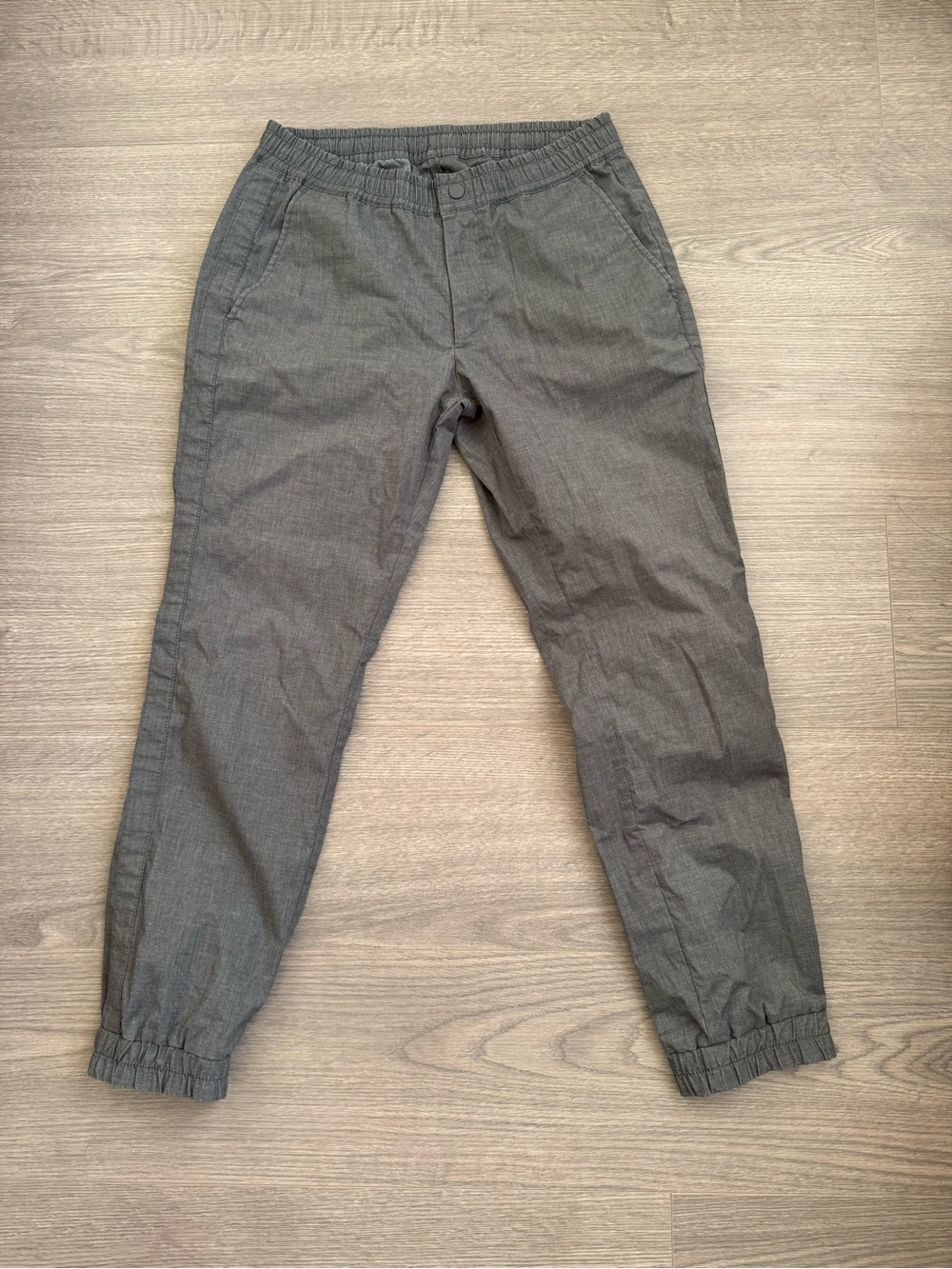 Uniqlo Men's Gray Elastic Cuff Joggers